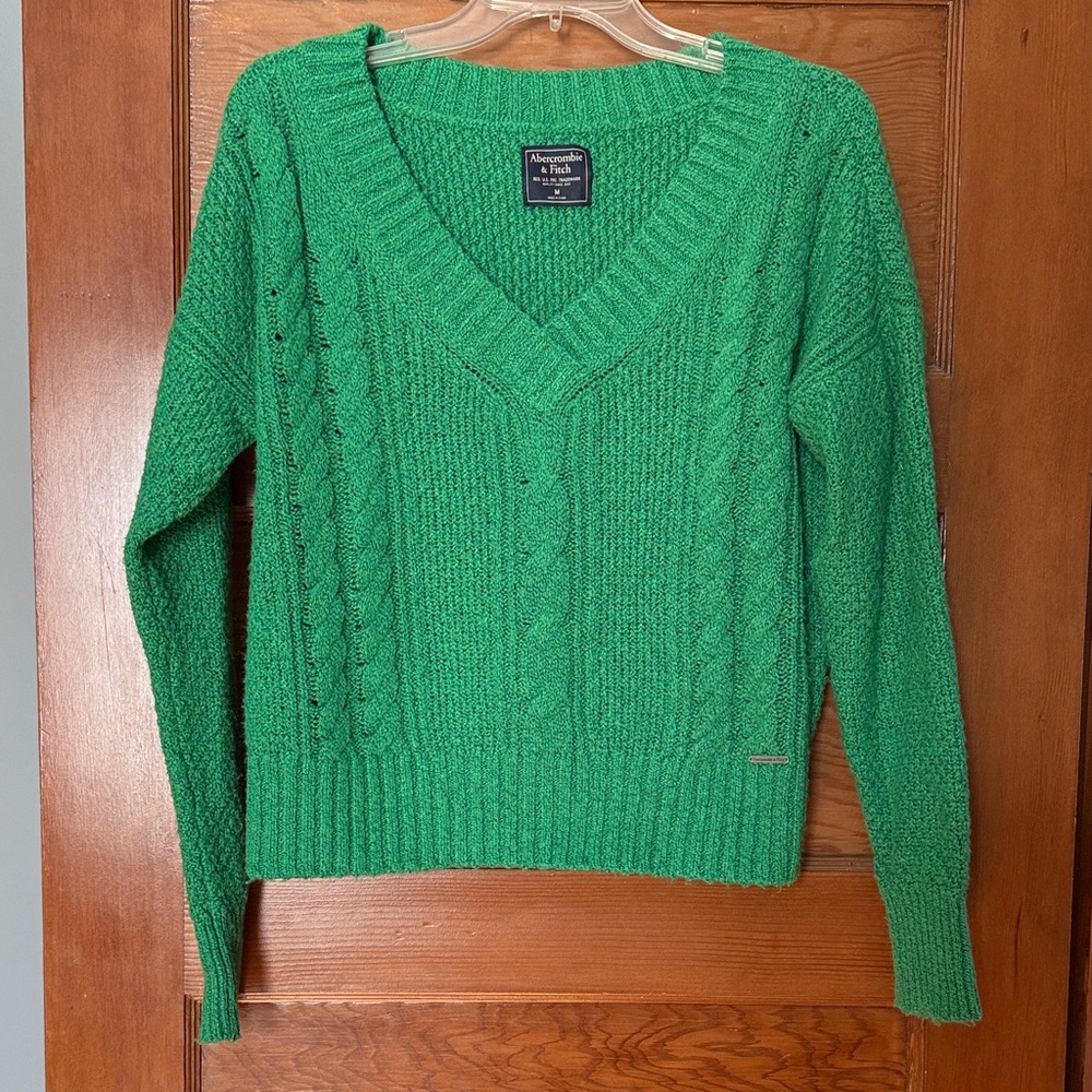 Abercrombie & Fitch Green V-Neck Cable Sweater